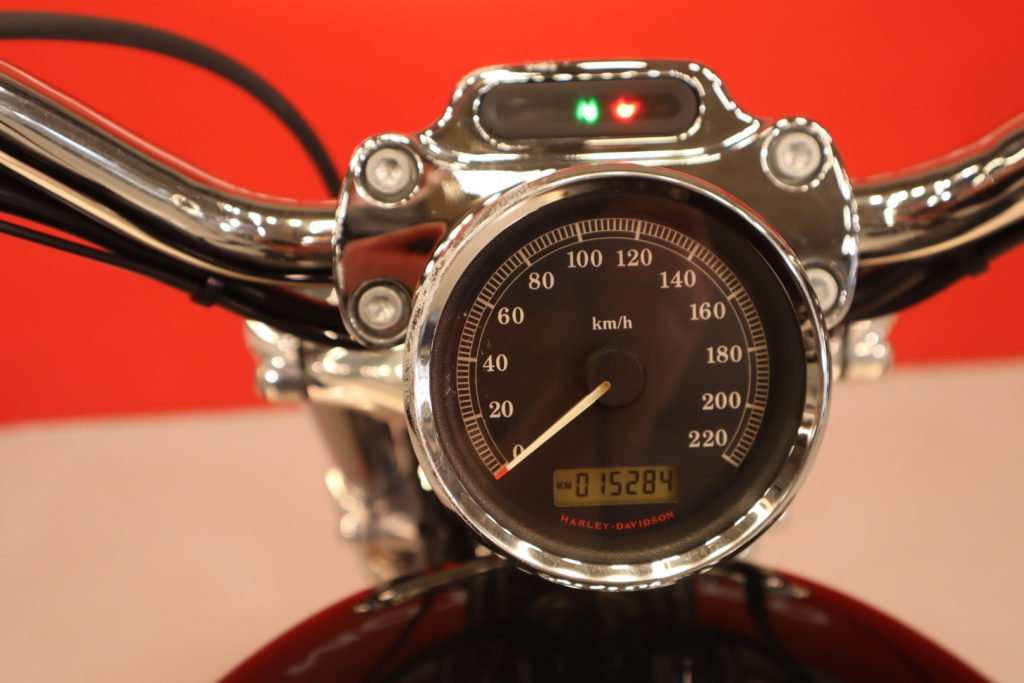 Harley-Davidson - SPORTSTER - XL 1200 C Sportster Custom Ilmainen kotiintoimitus! *Huoltokirja