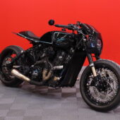 INDIAN - Scout - Custom // Täysin rakennettu! / Öhlins / LED / Brembo / Two Brothers // - Moottoripyörä