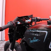 INDIAN - Scout - Custom // Täysin rakennettu! / Öhlins / LED / Brembo / Two Brothers // - Moottoripyörä