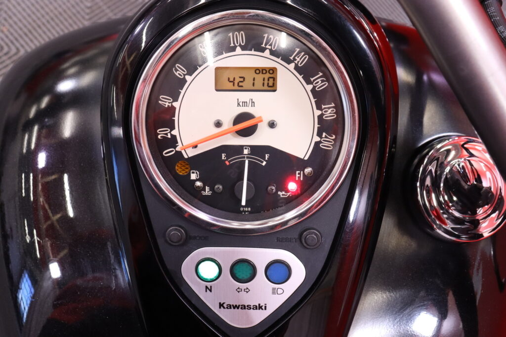 KAWASAKI - VN - 900 Custom // Cobra Putkisto / Suomi-Pyörä / Huoltokirja // KAWASAKI - VN - 900 Custom // Cobra Putkisto / Suomi-Pyörä / Huoltokirja // - Moottoripyörä