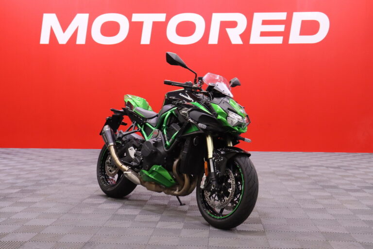 Kawasaki - Z - H2 SE-Malli // Huoltokirja / KECS Sähköisesti säätyvä alusta / Akrapovic / KQS // - Moottoripyörä