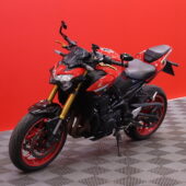 Kawasaki - Z - 900 // Suomi-Pyörä! / Akrapovic kokoputkisto / 50th Anniversary // - Moottoripyörä