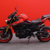 Kawasaki - Z - 900 // Suomi-Pyörä! / Akrapovic kokoputkisto / 50th Anniversary // - Moottoripyörä