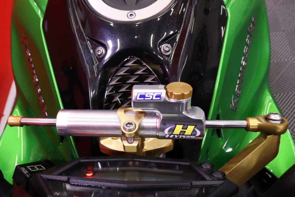 Kawasaki - Z - 1000 // Yoshimura-Putkisto / Powercommander / Huoltokirja / Ohjausiskari / Kaatumatapit // Kawasaki - Z - 1000 // Yoshimura-Putkisto / Powercommander / Huoltokirja / Ohjausiskari / Kaatumatapit // - Moottoripyörä