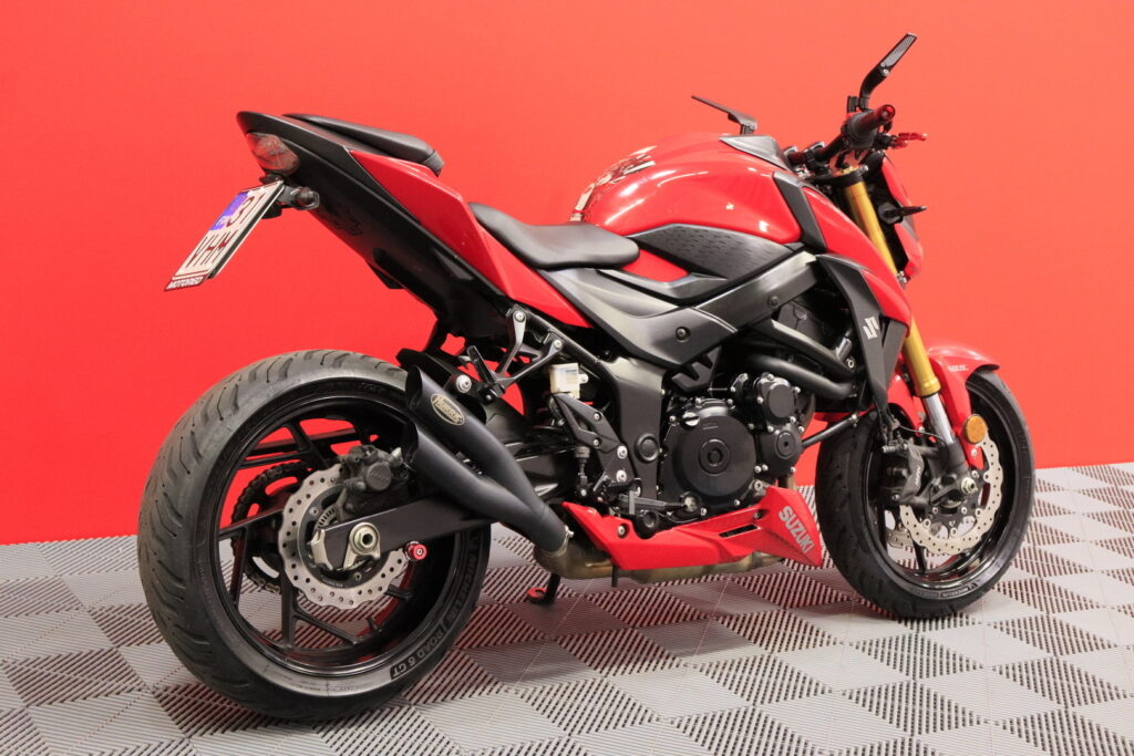 Suzuki - GSX-S - 750 // 2-Om. Suomi-pyörä / Hurric Slipari! / ABS // Suzuki - GSX-S - 750 // 2-Om. Suomi-pyörä / Hurric Slipari! / ABS // - Moottoripyörä