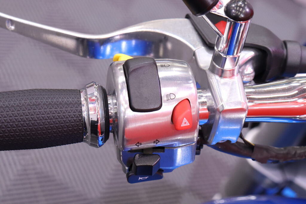 Suzuki - INTRUDER - M1800R / Sivulaukut / Näyttävä Suomi-Pyörä // Suzuki - INTRUDER - M1800R / Sivulaukut / Näyttävä Suomi-Pyörä // - Moottoripyörä