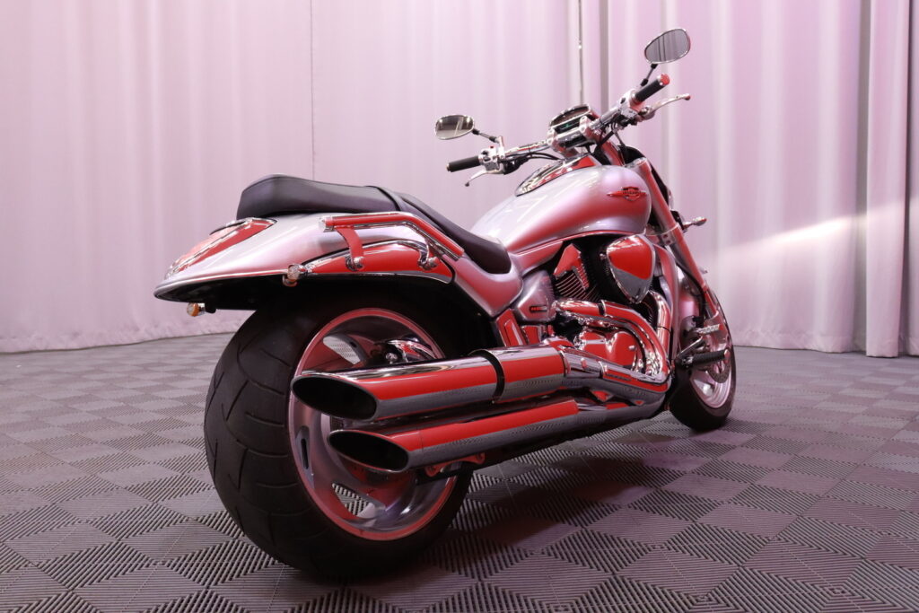 Suzuki - INTRUDER - M1800R // Suomi-Pyörä / Siisti! / PowerCommander / Suzuki - INTRUDER - M1800R // Suomi-Pyörä / Siisti! / PowerCommander / - Moottoripyörä