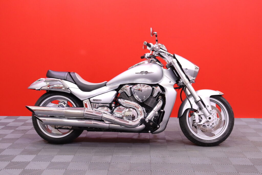 Suzuki - INTRUDER - M1800R // Suomi-Pyörä / Siisti! / PowerCommander / Suzuki - INTRUDER - M1800R // Suomi-Pyörä / Siisti! / PowerCommander / - Moottoripyörä