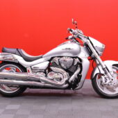 Suzuki - INTRUDER - M1800R // Suomi-Pyörä / Siisti! / PowerCommander / - Moottoripyörä