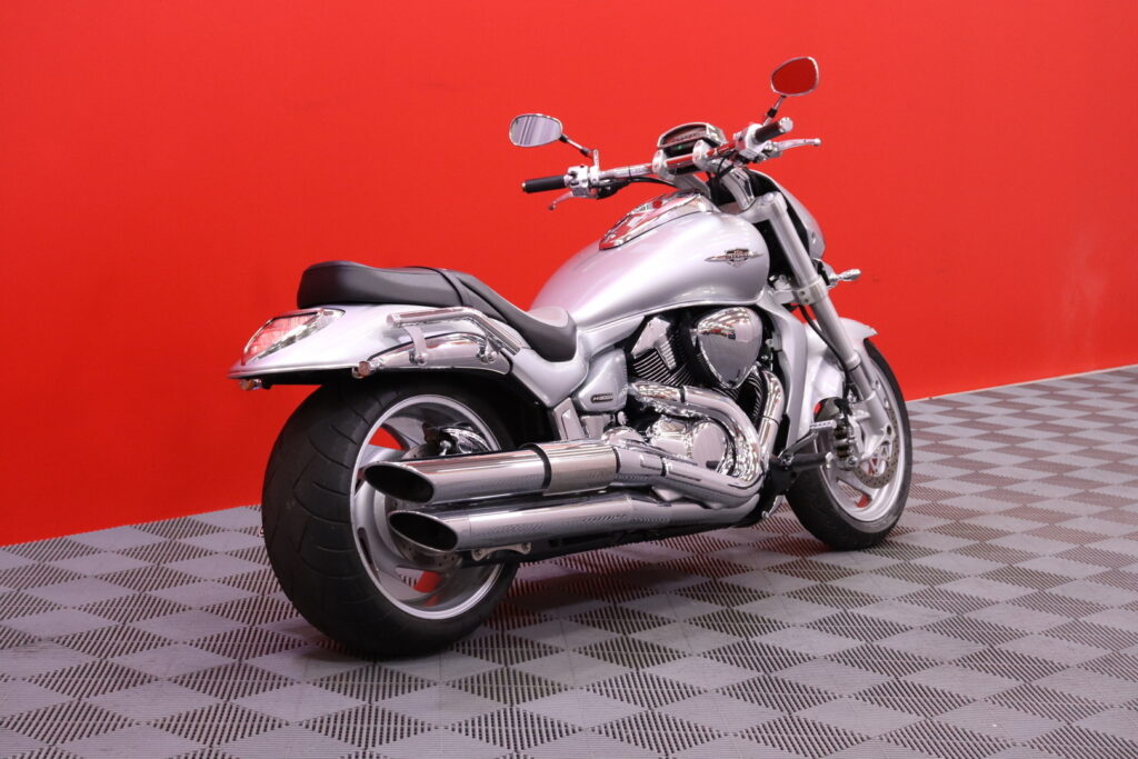 Suzuki - INTRUDER - M1800R // Suomi-Pyörä / Siisti! / PowerCommander / Suzuki - INTRUDER - M1800R // Suomi-Pyörä / Siisti! / PowerCommander / - Moottoripyörä