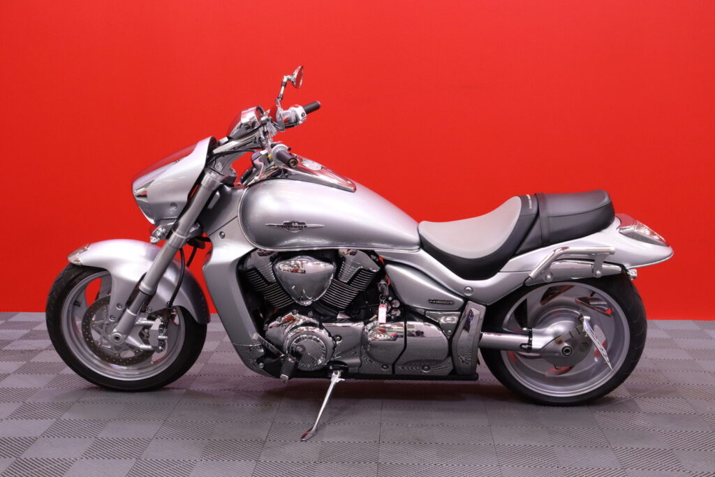 Suzuki - INTRUDER - M1800R // Suomi-Pyörä / Siisti! / PowerCommander / Suzuki - INTRUDER - M1800R // Suomi-Pyörä / Siisti! / PowerCommander / - Moottoripyörä