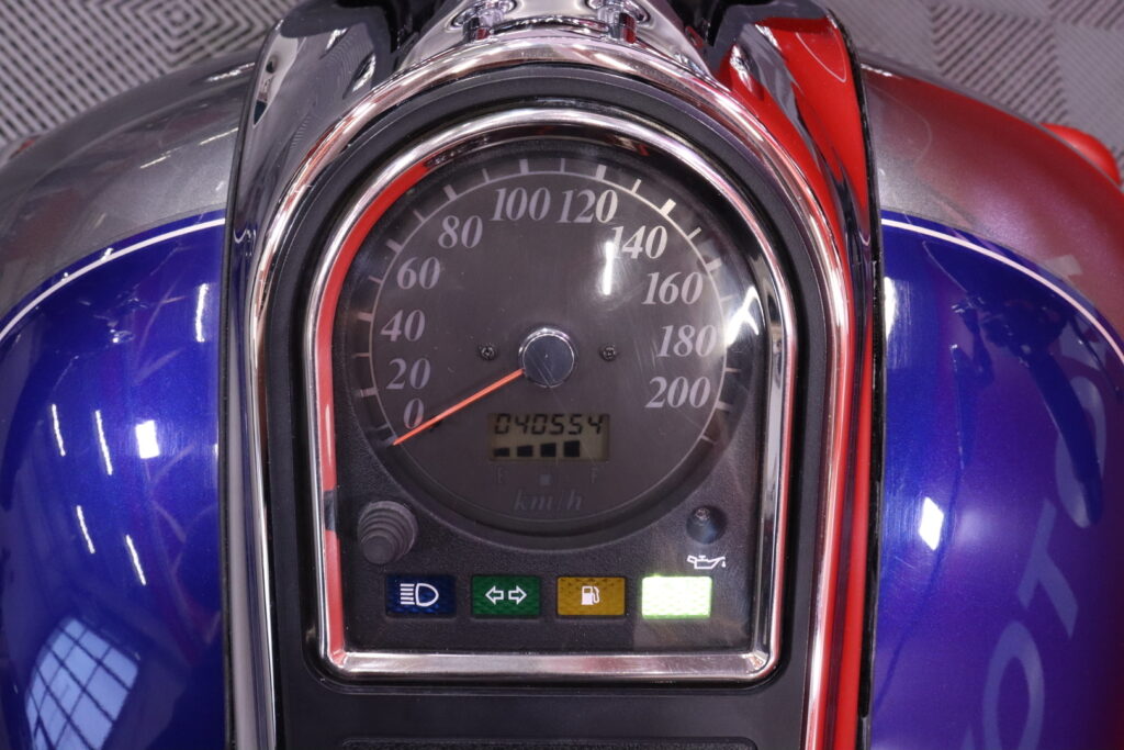 Suzuki - VL - 1500 Inruder LC // Sivulaukut / Jalkalevyt / Sissybar // Suzuki - VL - 1500 Inruder LC // Sivulaukut / Jalkalevyt / Sissybar // - Moottoripyörä