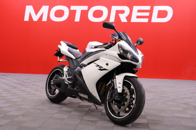 Yamaha - YZF-R1 - / GPR Sliparit / Suomi-pyörä / Huoltokirja / Kaatumatapit // - Moottoripyörä