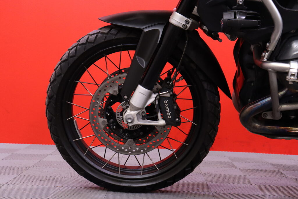 BMW - R - 1200GS Adventure // 4x laukut / Navi / ESA / Kahvalämppärit / Vakkari // BMW - R - 1200GS Adventure // 4x laukut / Navi / ESA / Kahvalämppärit / Vakkari // - Moottoripyörä