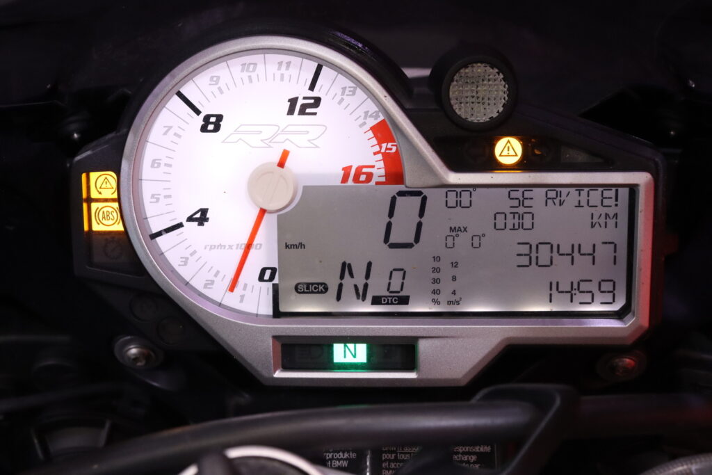 BMW - S - 1000RR // Remus-putkisto / Uudet renkaat! / Shifter / Vakkari / Huoltokirja / DDC / Kahvalämppärit // BMW - S - 1000RR // Remus-putkisto / Uudet renkaat! / Shifter / Vakkari / Huoltokirja / DDC / Kahvalämppärit // - Moottoripyörä