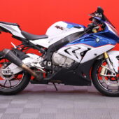 BMW - S - 1000RR // Remus-putkisto / Uudet renkaat! / Shifter / Vakkari / Huoltokirja / DDC / Kahvalämppärit // - Moottoripyörä
