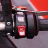 BMW - S - 1000R // Akrapovic / Vakkari / DDC / Huoltokirja / Ajomodet / Kaatumatapit // - Moottoripyörä