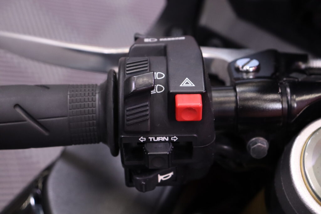 Honda - CBR - 1000 RR Fireblade // Yoshimura / Huoltokirja / ABS-Jarrut / Nopea kotiinkuljetus! // Honda - CBR - 1000 RR Fireblade // Yoshimura / Huoltokirja / ABS-Jarrut / Nopea kotiinkuljetus! // - Moottoripyörä