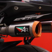 KTM - 890 - Duke R // Huoltokirja / Ajomodet / AR Sliparit / Shifter / Digimittari // - Moottoripyörä