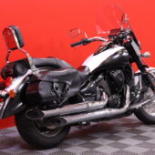 Kawasaki - VN - 900 Classic // A2! / Sivulaukut / Sissybar / Navi / Suojaraudat // - Moottoripyörä