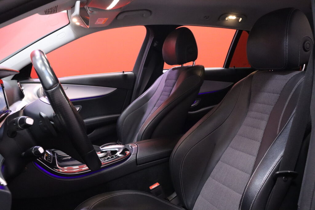 Mercedes-Benz - E - 220 d 4Matic T A All-Terrain // Webasto / Airmatic / Burmester / 360 kamera / Ambient Valot / CarPlay / LED // Mercedes-Benz - E - 220 d 4Matic T A All-Terrain // Webasto / Airmatic / Burmester / 360 kamera / Ambient Valot / CarPlay / LED // - Farmari