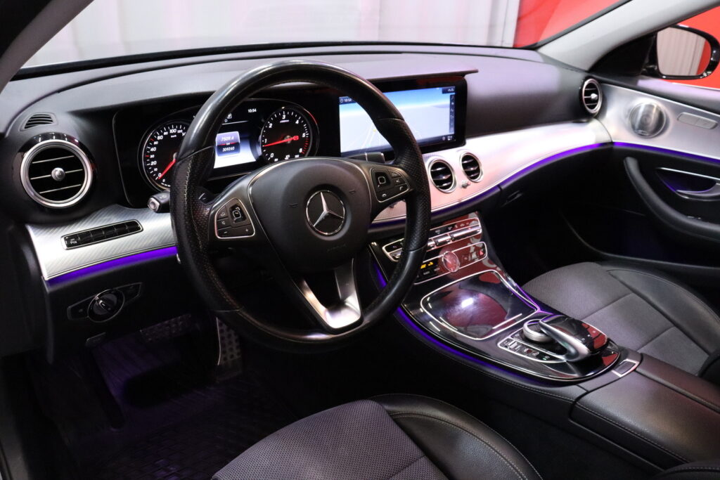 tuotekuva-Mercedes-Benz-E-ZNJ-499-2025-11-21-120005-16 tuotekuva-Mercedes-Benz-E-ZNJ-499-2025-11-21-120005-16