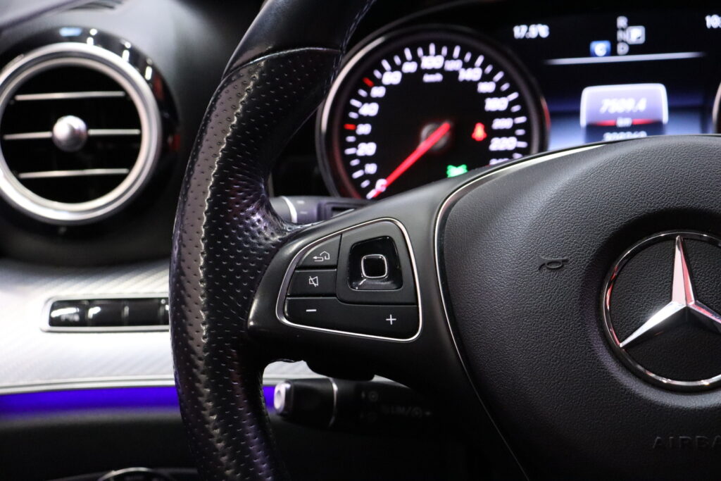 tuotekuva-Mercedes-Benz-E-ZNJ-499-2025-11-21-120005-18 tuotekuva-Mercedes-Benz-E-ZNJ-499-2025-11-21-120005-18