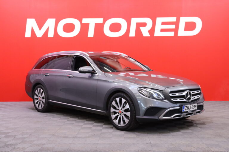 Mercedes-Benz - E - 220 d 4Matic T A All-Terrain // Webasto / Airmatic / Burmester / 360 kamera / Ambient Valot / CarPlay / LED // - Farmari