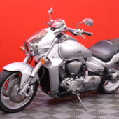 Suzuki - INTRUDER - M1800R // Cobra Putkisto / Suomi-Pyörä! / Integroitu takavalo // - Moottoripyörä