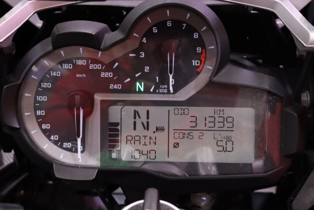 BMW - R - 1200 GS // 3x laukut / Navi / Vakkari / ESA / Kahvalämppärit / Nopea kotiintoimitus! // BMW - R - 1200 GS // 3x laukut / Navi / Vakkari / ESA / Kahvalämppärit / Nopea kotiintoimitus! // - Moottoripyörä