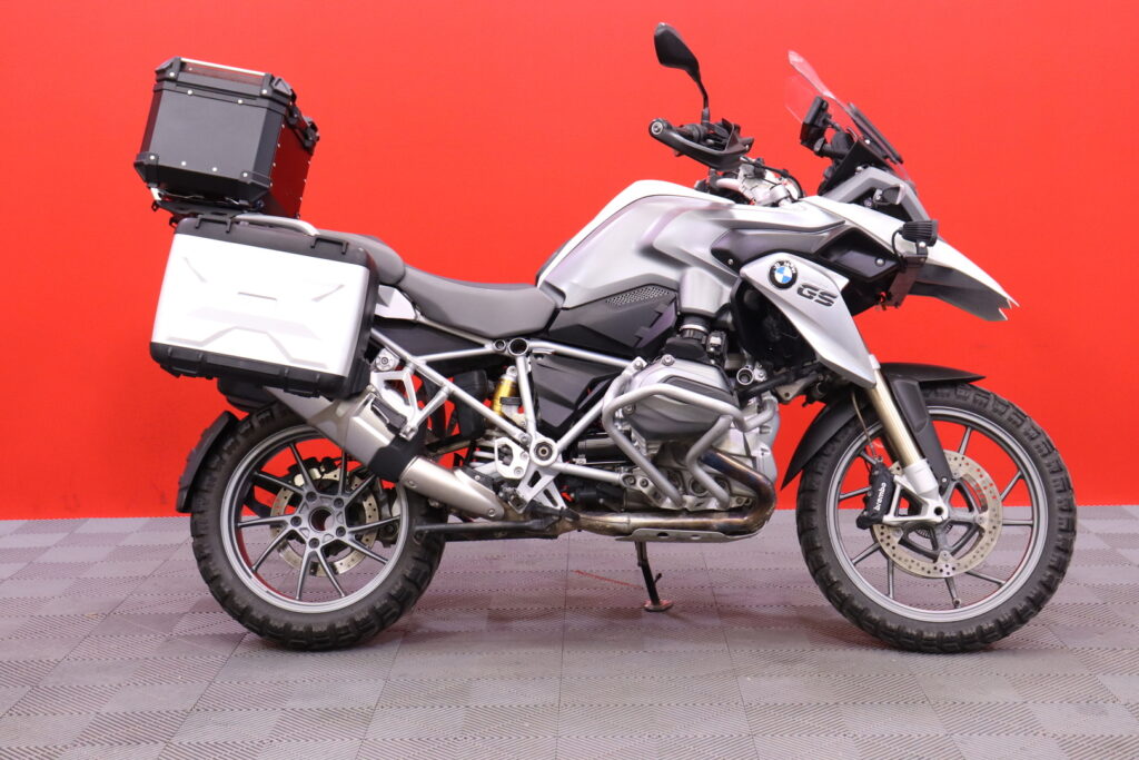 BMW - R - 1200 GS // 3x laukut / Navi / Vakkari / ESA / Kahvalämppärit / Nopea kotiintoimitus! // BMW - R - 1200 GS // 3x laukut / Navi / Vakkari / ESA / Kahvalämppärit / Nopea kotiintoimitus! // - Moottoripyörä