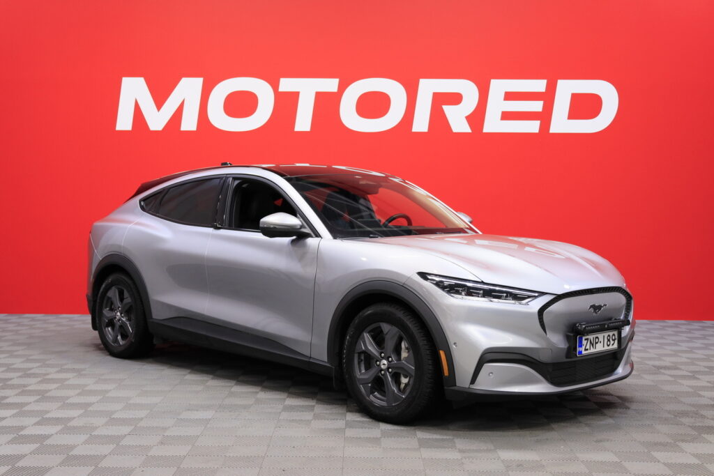 Ford - Mustang Mach-E - 98kWh 294hv A1 RWD 5-ov // Suomi-auto / ACC / B&O / 360° Kamera / Lasikatto / Muistipenkki / Nahat / Keyless / 2x Vanteet // Ford - Mustang Mach-E - 98kWh 294hv A1 RWD 5-ov // Suomi-auto / ACC / B&O / 360° Kamera / Lasikatto / Muistipenkki / Nahat / Keyless / 2x Vanteet // - Maastoauto