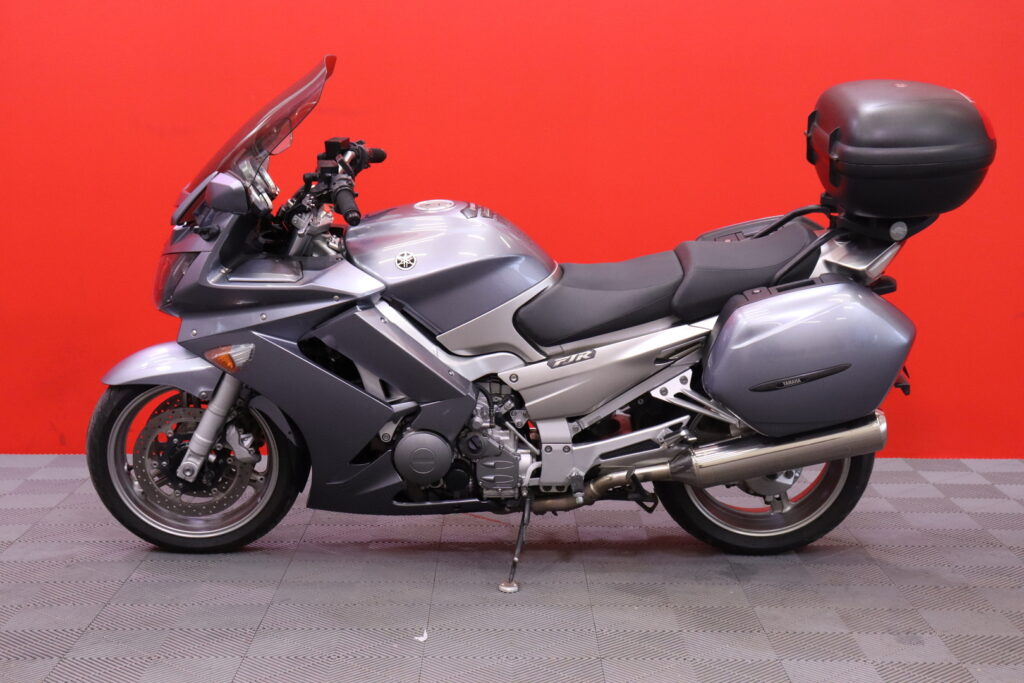 Yamaha - FJR - 1300 // Suomi-Pyörä / ABS / 3x Laukut / Kahvalämppärit // Yamaha - FJR - 1300 // Suomi-Pyörä / ABS / 3x Laukut / Kahvalämppärit // - Moottoripyörä