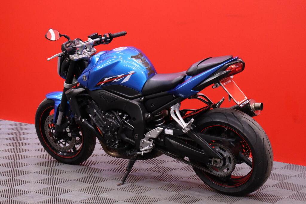 Yamaha - FZ1-N - // G.P.R Slipari / Huoltokirja / Nopea kotiintoimitus alk. 99e! // Yamaha - FZ1-N - // G.P.R Slipari / Huoltokirja / Nopea kotiintoimitus alk. 99e! // - Moottoripyörä