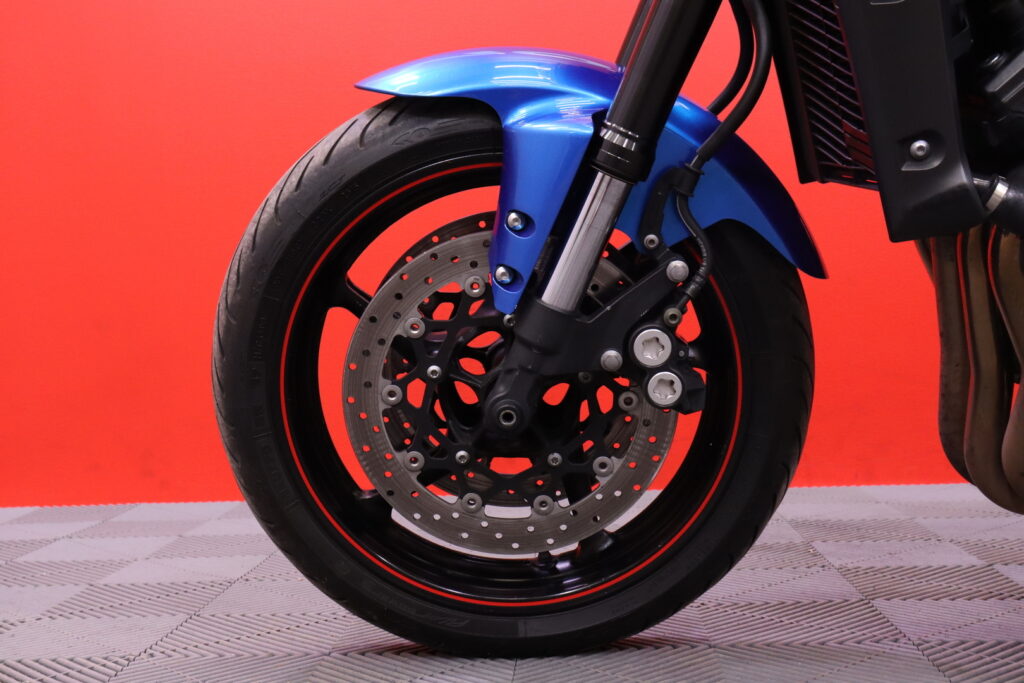 Yamaha - FZ1-N - // G.P.R Slipari / Huoltokirja / Nopea kotiintoimitus alk. 99e! // Yamaha - FZ1-N - // G.P.R Slipari / Huoltokirja / Nopea kotiintoimitus alk. 99e! // - Moottoripyörä