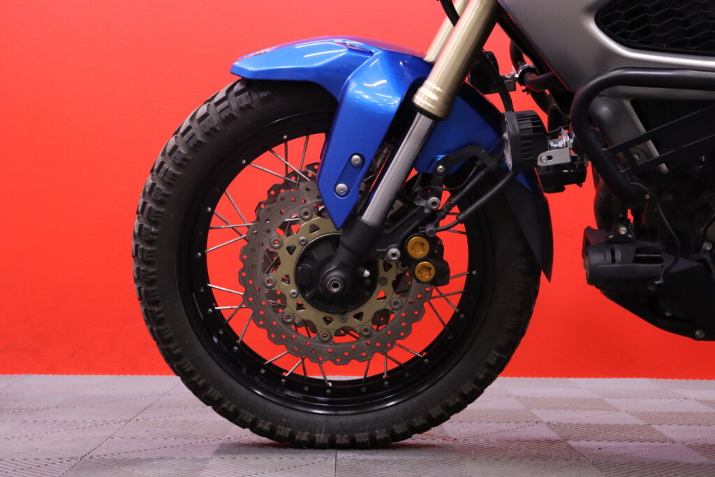 Yamaha - XT - 1200 // Suomi-pyörä! / LeoVince / Huoltokirja // Yamaha - XT - 1200 // Suomi-pyörä! / LeoVince / Huoltokirja // - Moottoripyörä