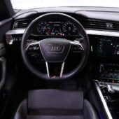 tuotekuva-Audi-e-tron-KVX-761-2025-11-14-131102-22