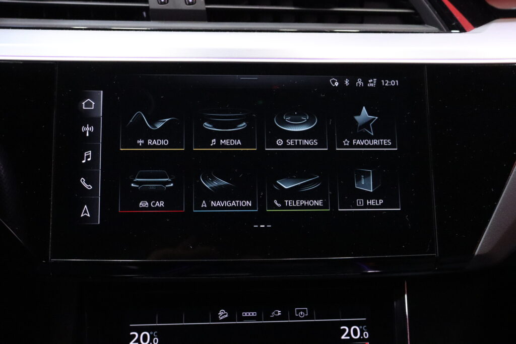 tuotekuva-Audi-e-tron-KVX-761-2025-11-14-131102-23 tuotekuva-Audi-e-tron-KVX-761-2025-11-14-131102-23