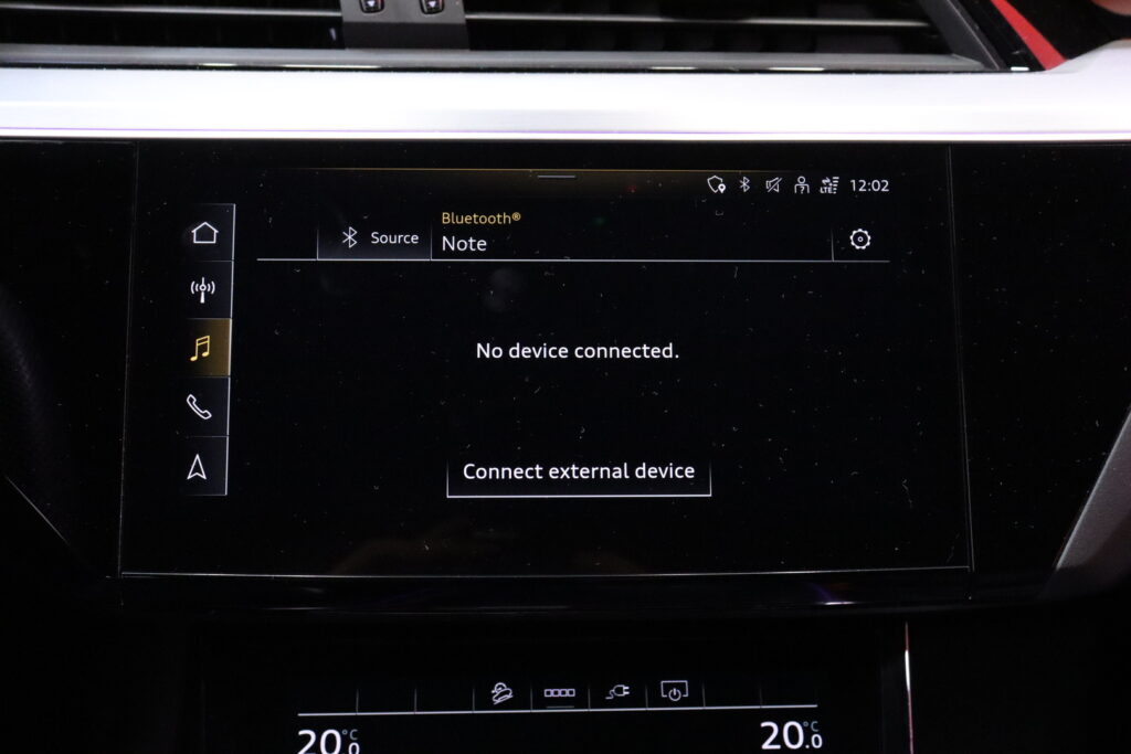 tuotekuva-Audi-e-tron-KVX-761-2025-11-14-131102-25 tuotekuva-Audi-e-tron-KVX-761-2025-11-14-131102-25