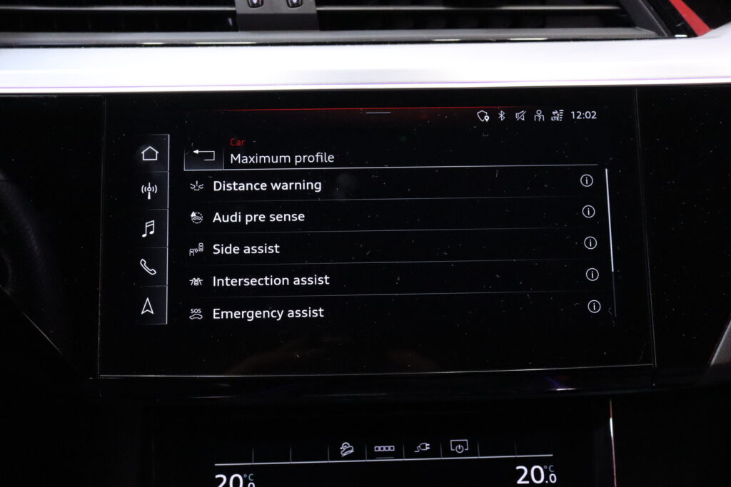 tuotekuva-Audi-e-tron-KVX-761-2025-11-14-131102-28 tuotekuva-Audi-e-tron-KVX-761-2025-11-14-131102-28