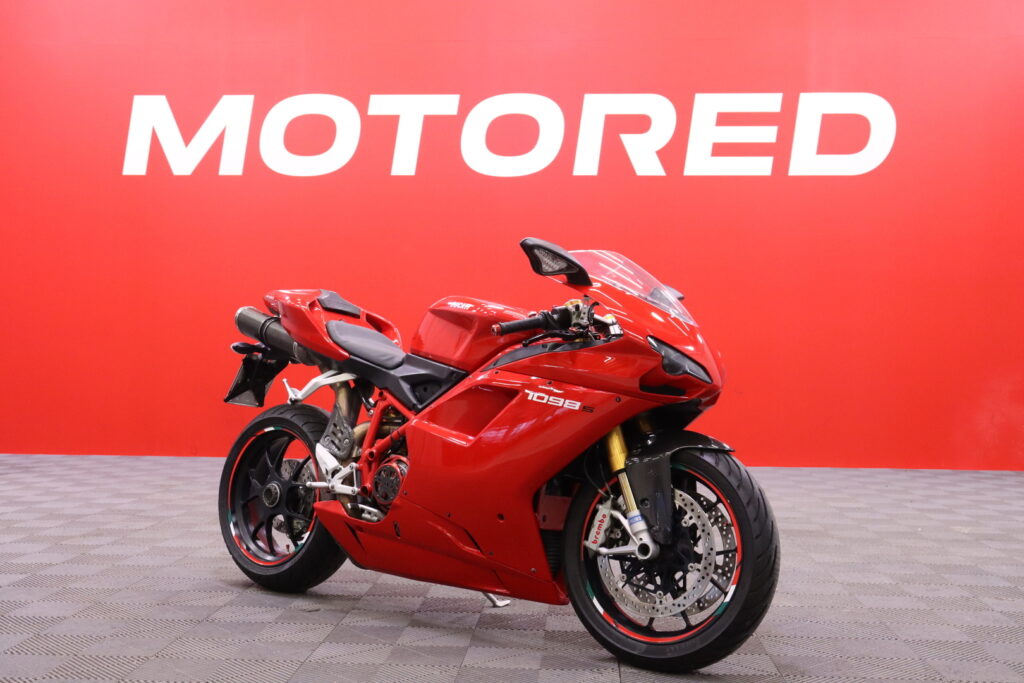 Ducati - 1098 - S // Termignoni / Öhlins / Suomi-pyörä / Desmot tehty // Ducati - 1098 - S // Termignoni / Öhlins / Suomi-pyörä / Desmot tehty // - Moottoripyörä