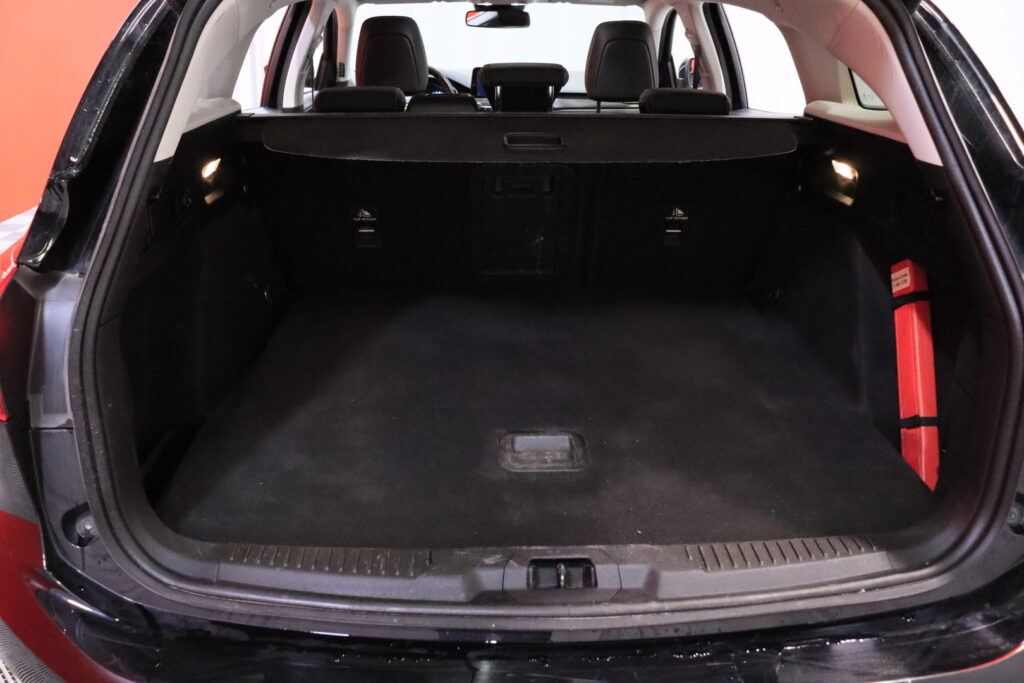 tuotekuva-Ford-Focus-GNY-840-2026-01-16-112502-33 tuotekuva-Ford-Focus-GNY-840-2026-01-16-112502-33