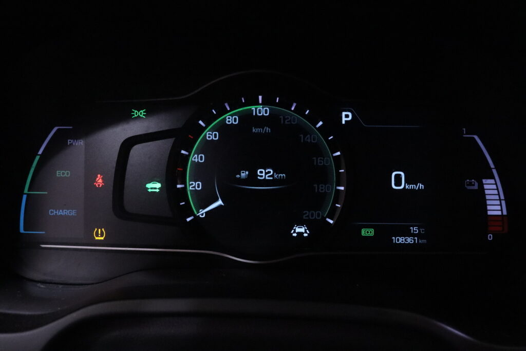 tuotekuva-Hyundai-IONIQ-ELECTRIC-MYX-265-2026-01-13-101005-19 tuotekuva-Hyundai-IONIQ-ELECTRIC-MYX-265-2026-01-13-101005-19