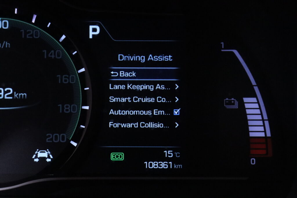 tuotekuva-Hyundai-IONIQ-ELECTRIC-MYX-265-2026-01-13-101005-20 tuotekuva-Hyundai-IONIQ-ELECTRIC-MYX-265-2026-01-13-101005-20