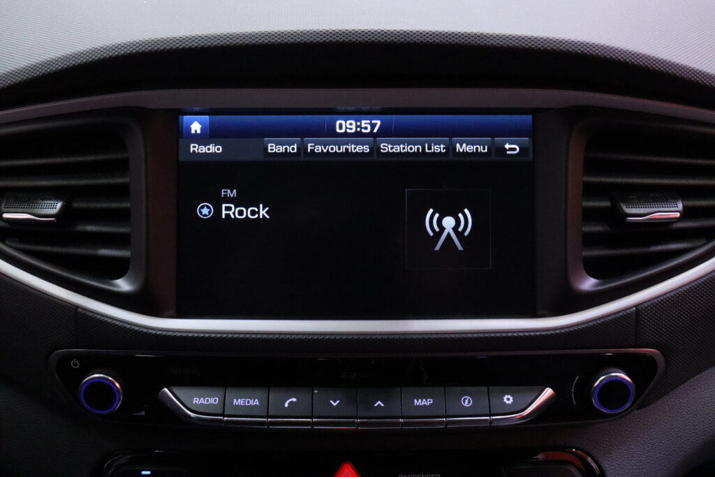 tuotekuva-Hyundai-IONIQ-ELECTRIC-MYX-265-2026-01-13-101005-25 tuotekuva-Hyundai-IONIQ-ELECTRIC-MYX-265-2026-01-13-101005-25