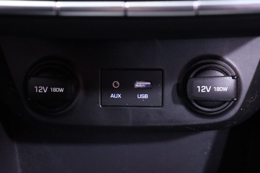 tuotekuva-Hyundai-IONIQ-ELECTRIC-MYX-265-2026-01-13-101005-28 tuotekuva-Hyundai-IONIQ-ELECTRIC-MYX-265-2026-01-13-101005-28