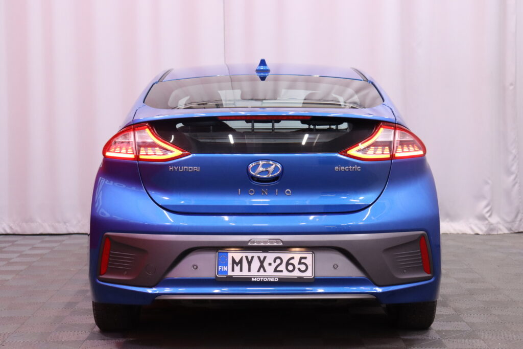 Hyundai - IONIQ ELECTRIC - Comfort 28kWh // ACC / Navi / Apple Carplay & Android Auto / Peruutuskamera // Hyundai - IONIQ ELECTRIC - Comfort 28kWh // ACC / Navi / Apple Carplay & Android Auto / Peruutuskamera // - Viistoperä