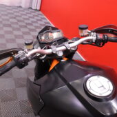 KTM - 990 - Super Duke R // Suomi-Pyörä / Huoltokirja / Custom Putki / Erittäin siisti yksilö! - Moottoripyörä