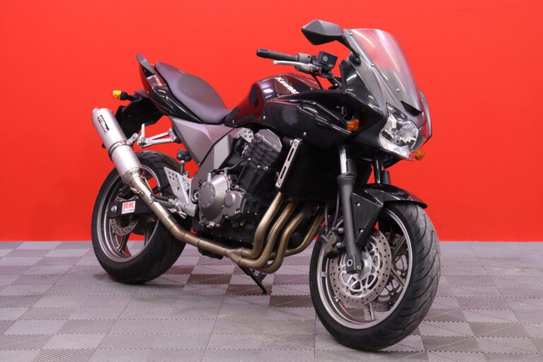 Kawasaki - Z - 750 S // Huoltokirja / Cobra Kokoputkisto / Juuri huollettu! / Siisti! // - Moottoripyörä