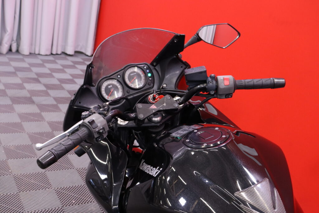 Kawasaki - Z - 750 S // Huoltokirja / Cobra Kokoputkisto / Juuri huollettu! / Siisti! // Kawasaki - Z - 750 S // Huoltokirja / Cobra Kokoputkisto / Juuri huollettu! / Siisti! // - Moottoripyörä